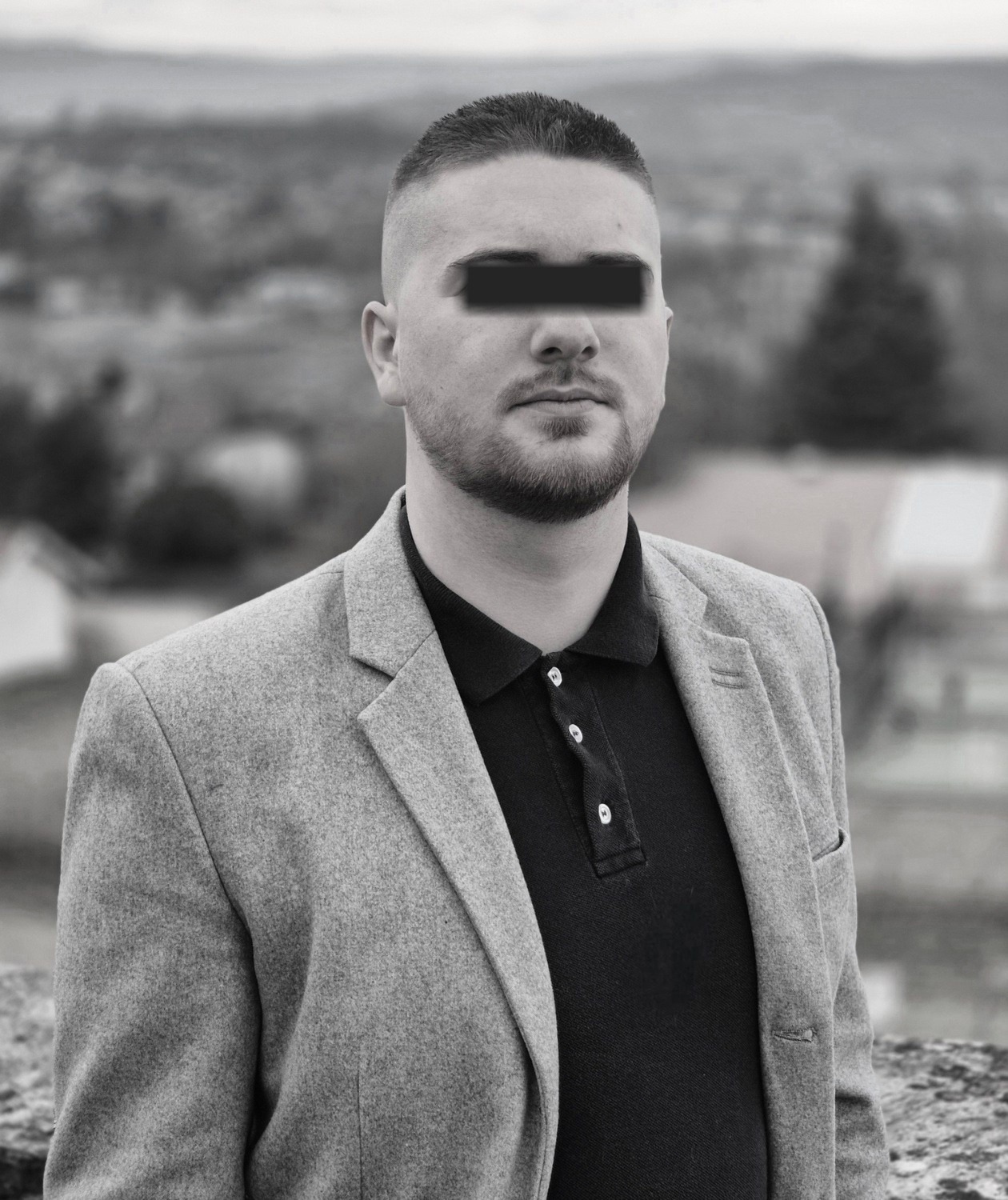 Profil de Fadhel, 25 ans, Pute à Saeul