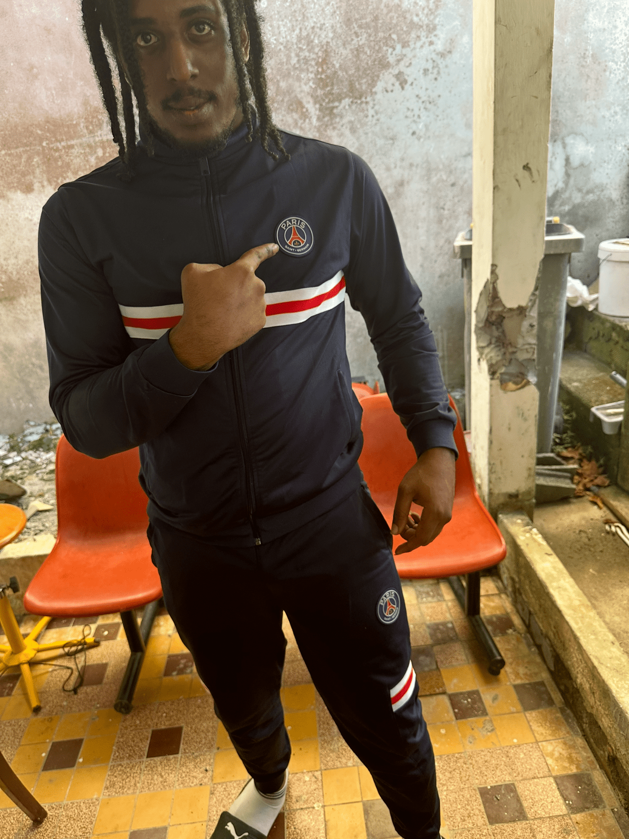 Profil de Ulrick, 31 ans, Pute à Burden