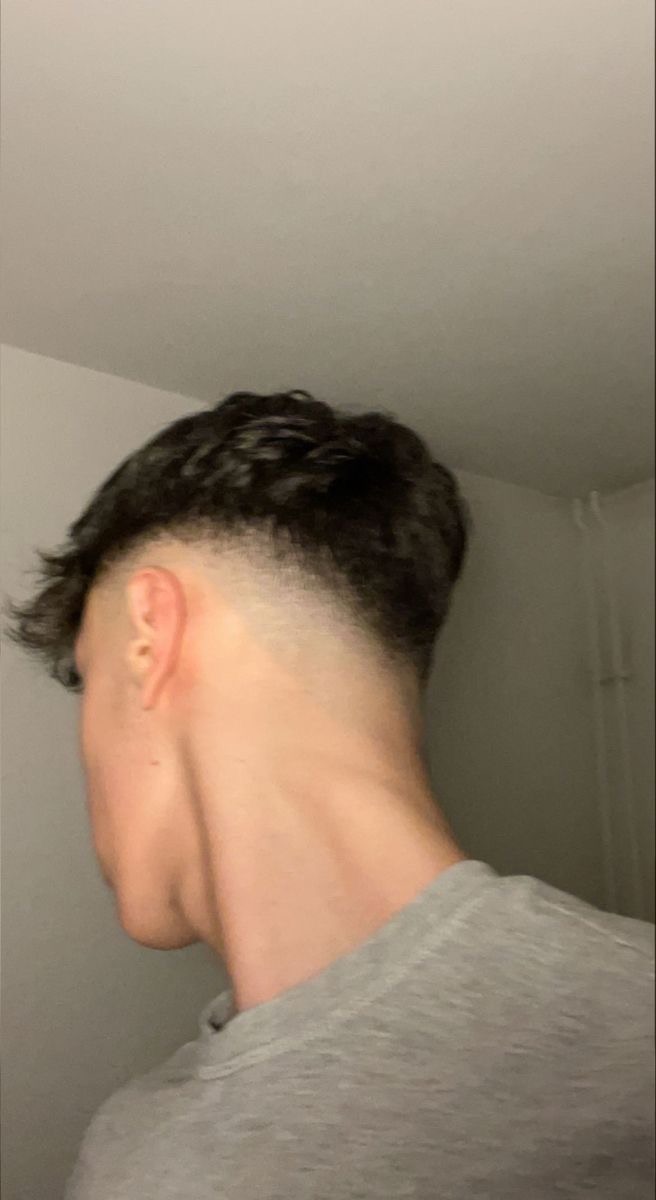 Profil de Halid, 22 ans, Pute à Rossmühle