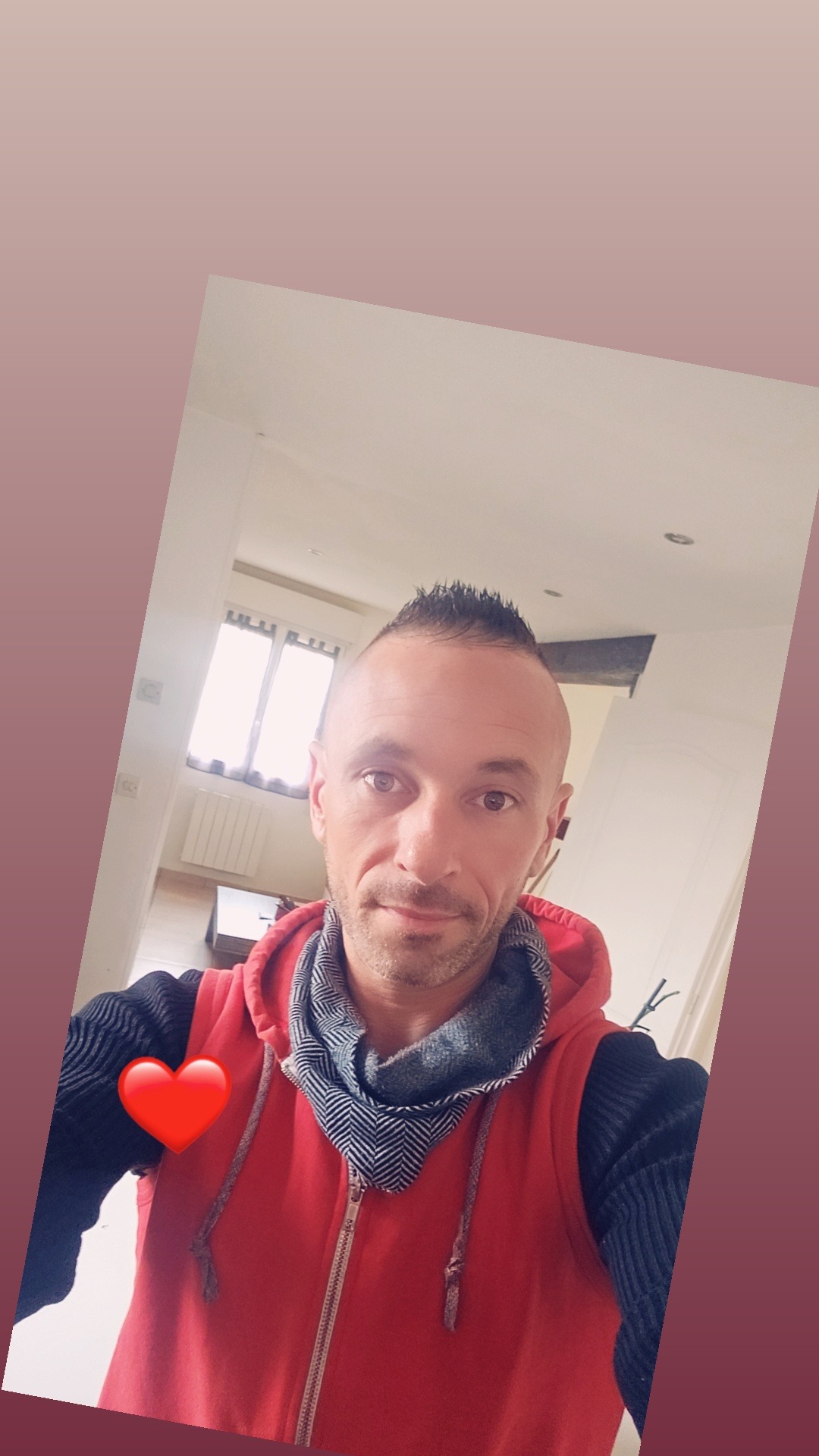Profil de Houari, 37 ans, Pute à Burden