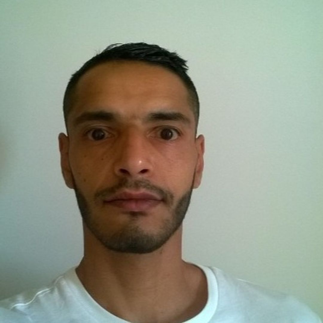 Profil de Abderraouf, 37 ans, Pute à Helmdange