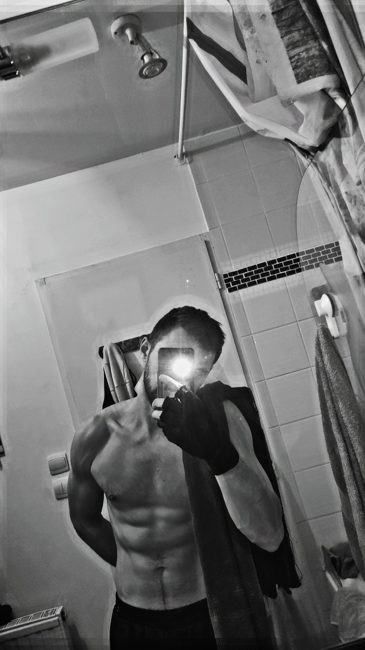 Profil de Keurtys, 28 ans, Pute à Canach