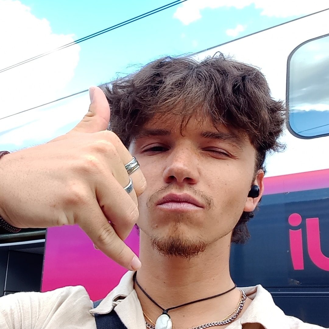 Profil de Horacio, 22 ans, Pute à Wecker