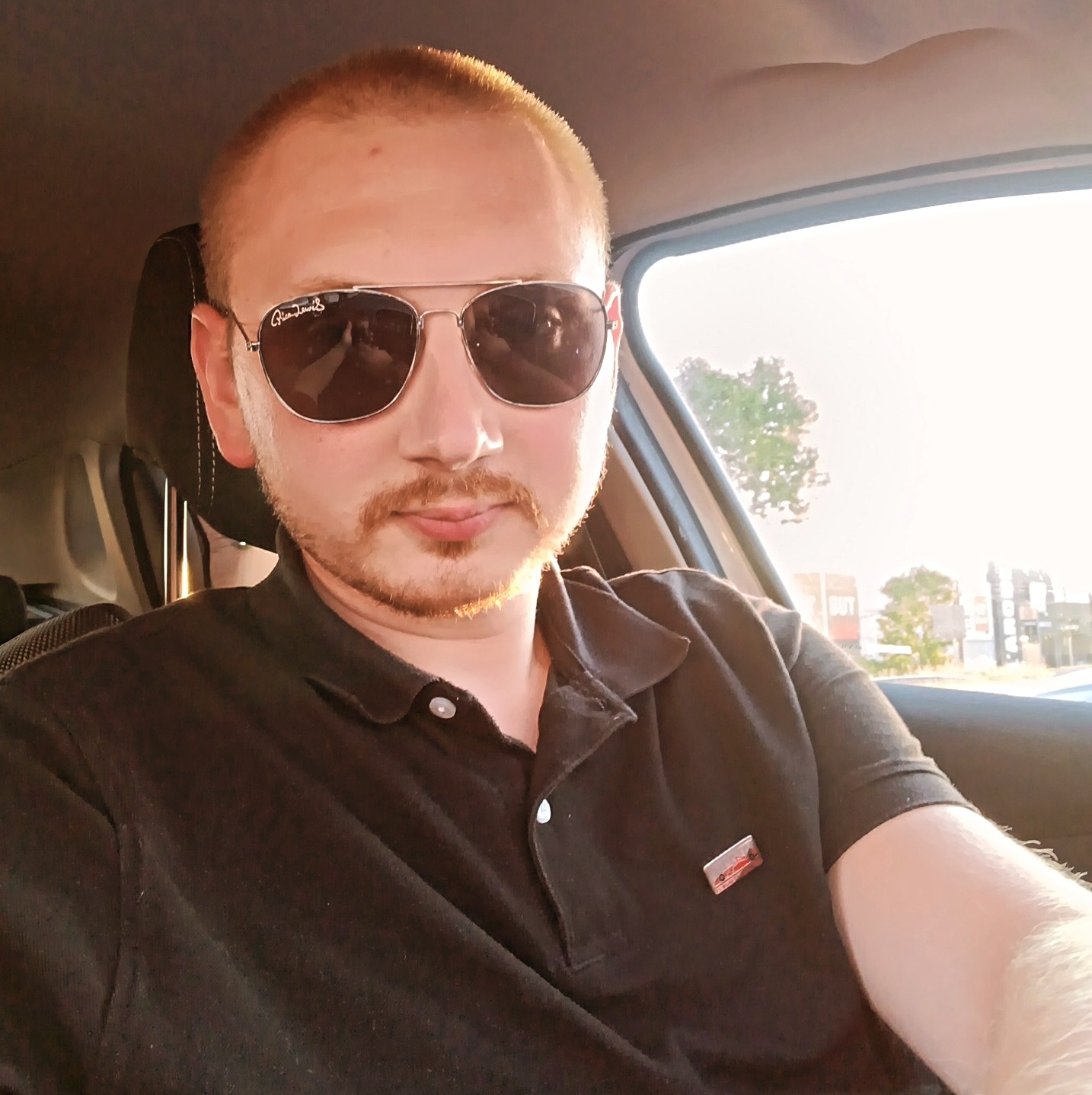 Profil de Valentyn, 27 ans, Pute à Ell