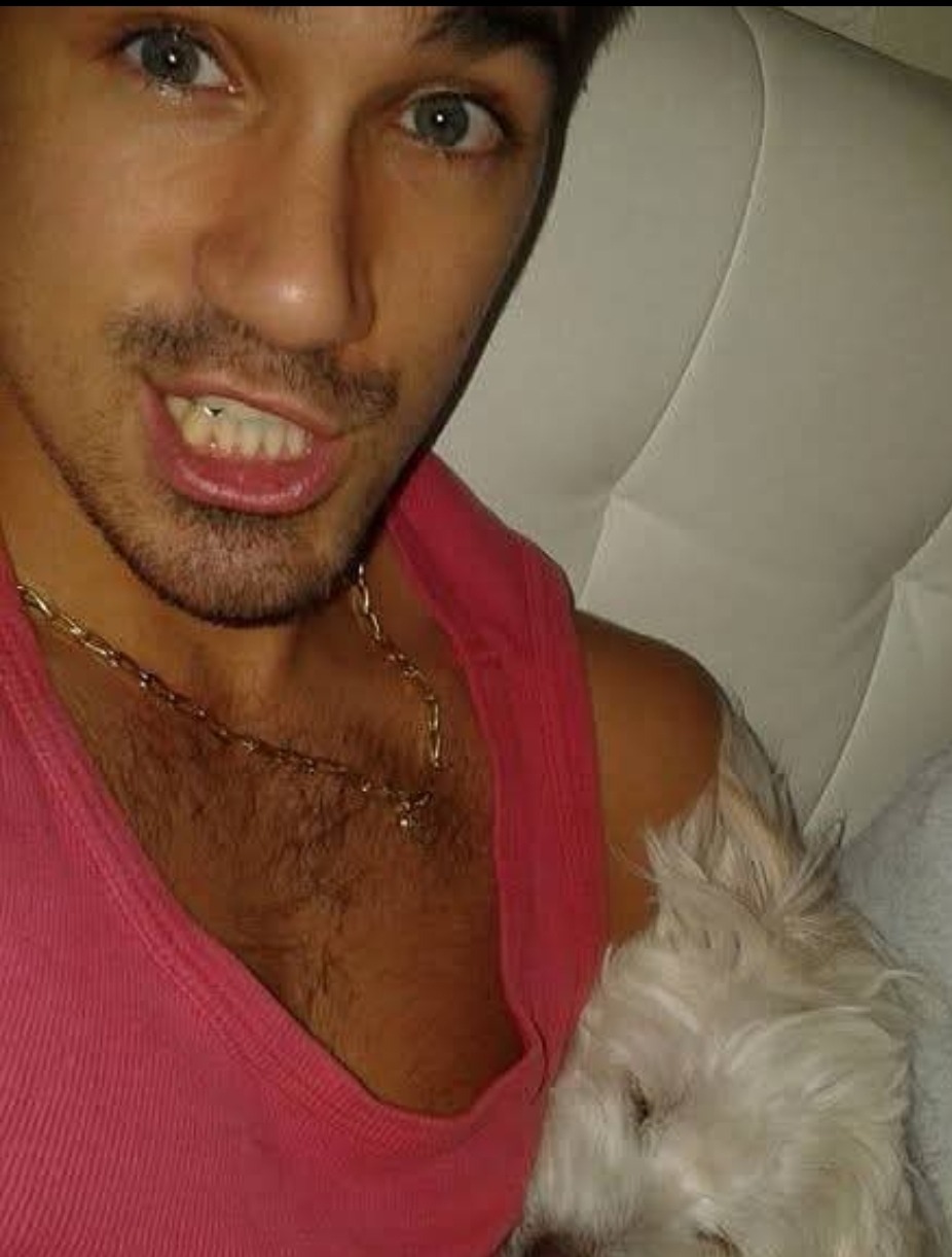 Profil de Charbel, 30 ans, Pute à Leithum